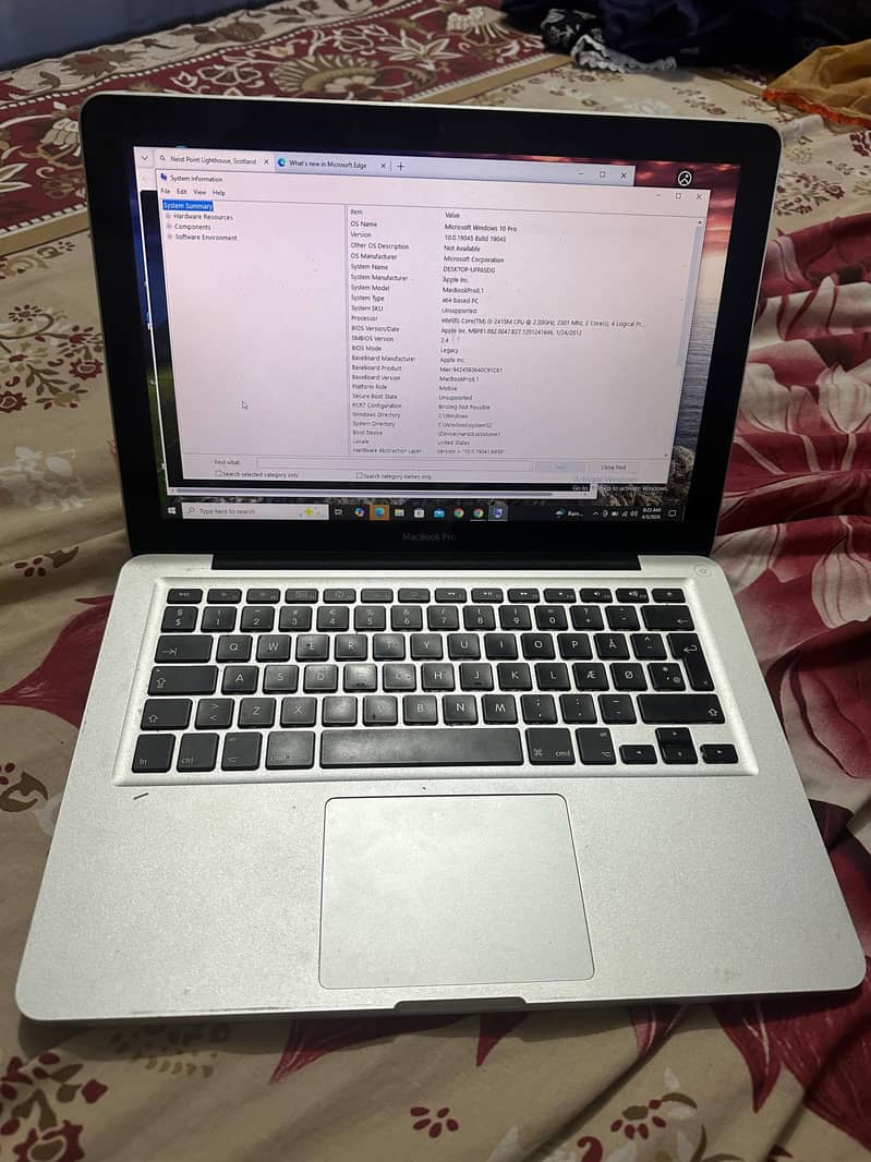 MacBook pro 2010 model 1