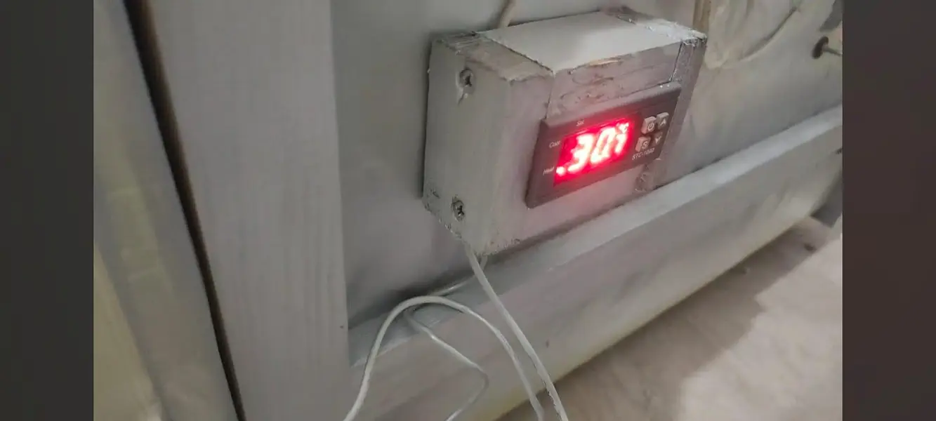 Brooder - Energy Saver. 20 Watt.  60 chicks — photo 2