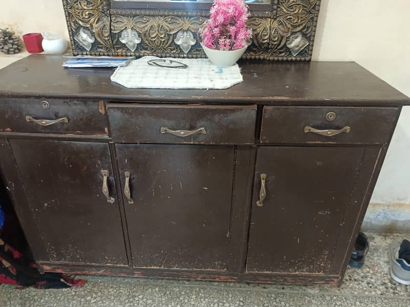 dressing table with mirror 1