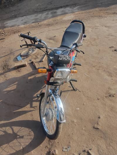 new bike hai Mai khud chalta houn urgent seal