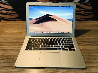 Macbook Air (Late 2017) 13-inch, 128GB SSD. Fairly good condition