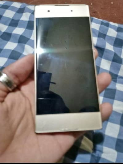 Sony Experia XA1 in good condition