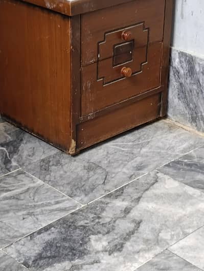 single bed with moltyfoam mattress