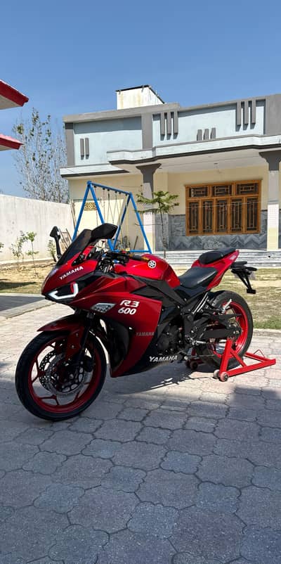 Yamaha R3 urgent for sale  03268543648 Whatsapp