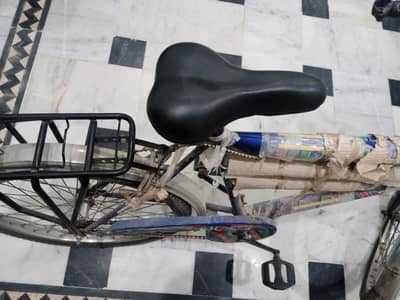 In very good condition any one is interested so mess on WhatsAppprici