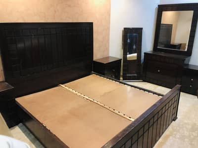 Bed set without matress used