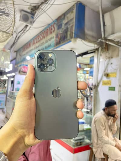 Whatsapp : 03182094338