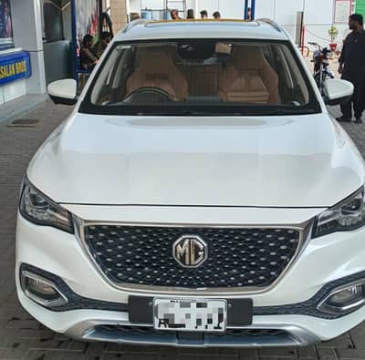 MG HS 2021. Model Full Option Minor Touch ups