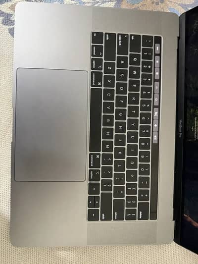 MacbookBook pro Core i9 32gb Ram