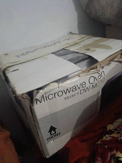 microwave oven  DW-MD 10