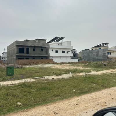 Ideally located plot for sale in Sector G-14/3 Islamabad