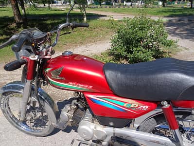 CD-70 - 2016 model  Islamabad No. for Sale