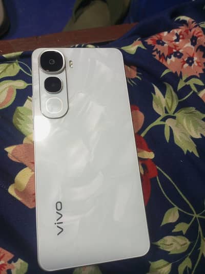 Vivo Y400