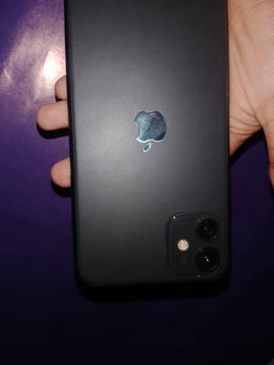 I phone 11 fore sale 256gb water pack with charger+cable+cover