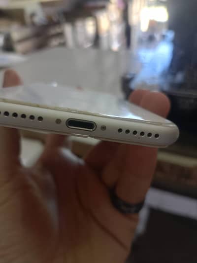 iPhone 7 – 32GB – White – Battery 86% – Non-PTA