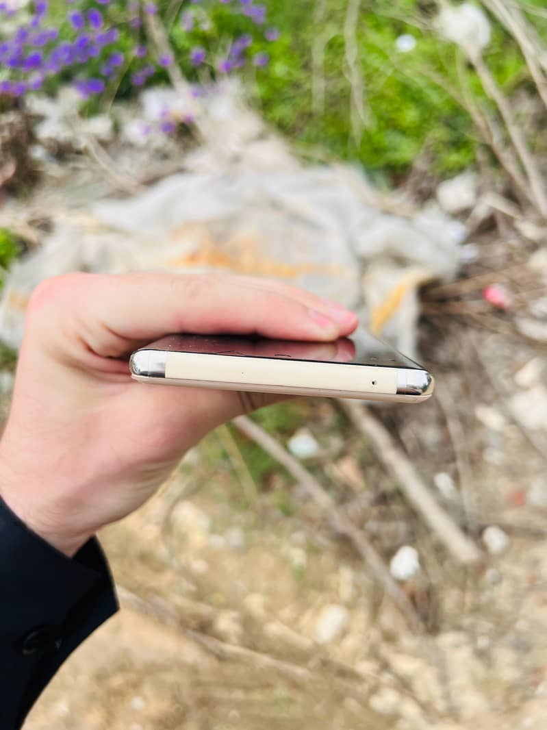 Google Pixel 6 Pro mint condition 3