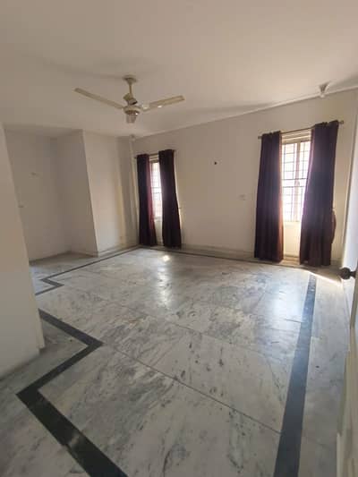 35-Marla Demolishable house Available For Sale hot location