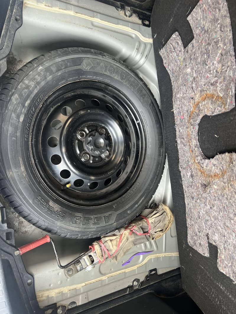 Toyota Aqua  2015/18                   phone03348758712 03358046386 7