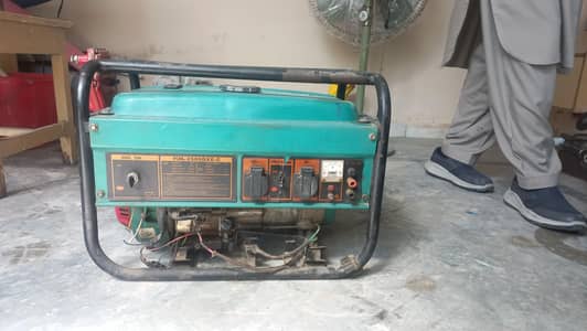 Generator for sale 25k - 03335948418