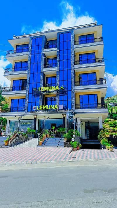 Female GRO requirs for Restaurant