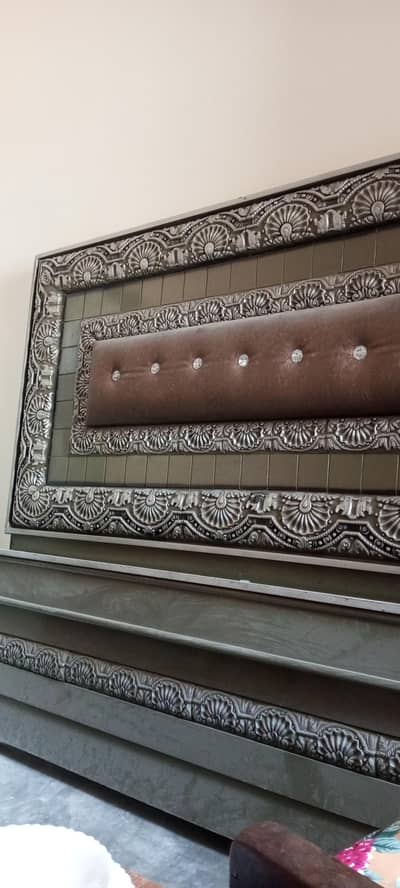 king size deco paint bed