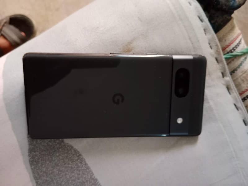 Google pixel 7a 4