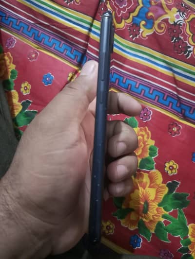 Huawei Smartphone for Sale – Excellent Condition (9/10)