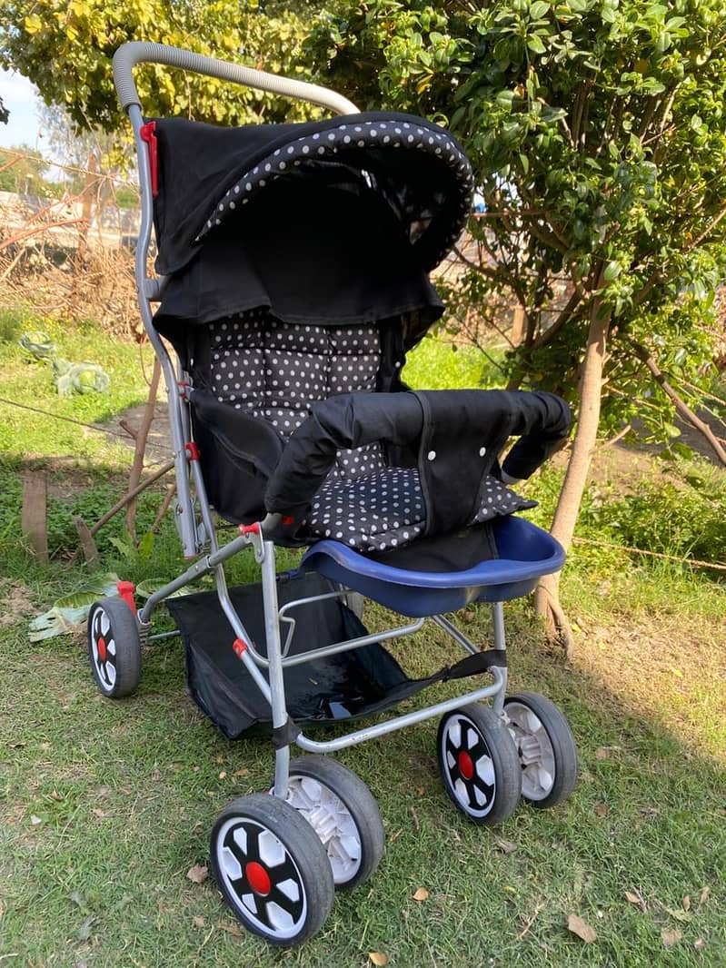 stroller/ pram 0