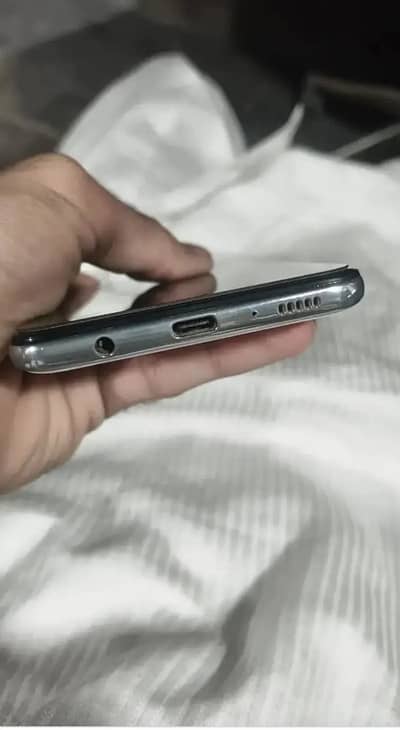 Samsung galaxy a31 4 128 Panel change h all ok h with box & Charger