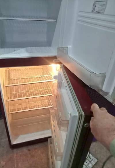 pel 9 cubic fit Refrigerator 2200