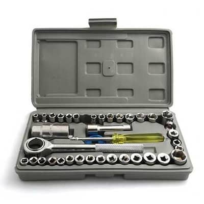 Aiwa 40 PCS Combination Socket Wrench Set