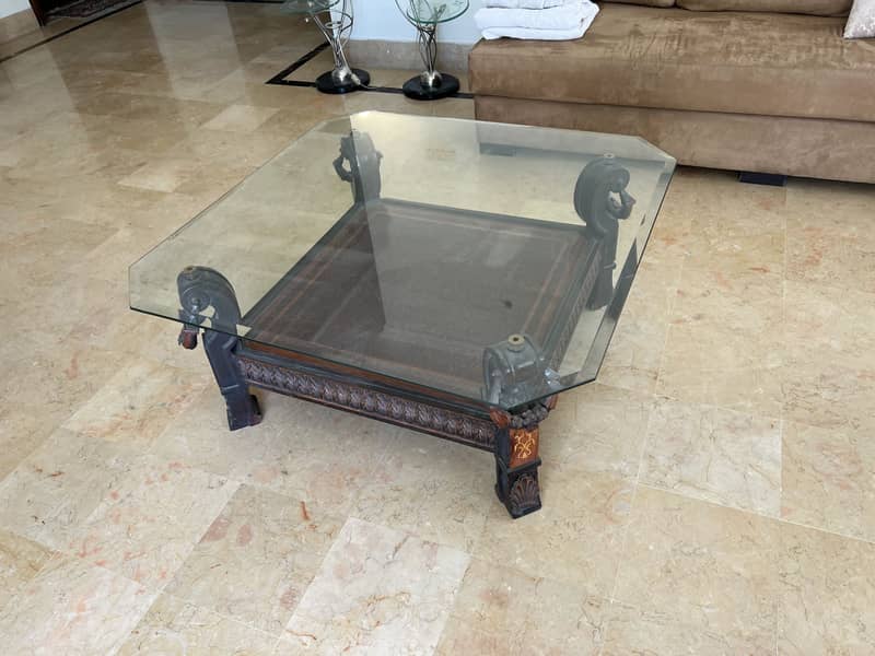 Coffee table excellent condition 0