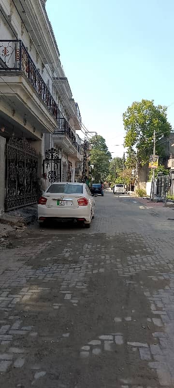 6 Marla Triple Storey Brand New In Pak Block Iqbal Town Lahore