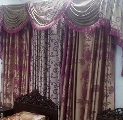 CURTAINS IN LUSH DESIGNING**
