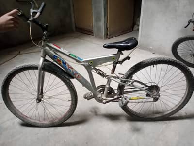BICYCLE ( USED )