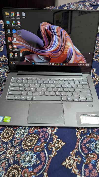 Lenovo Idea pad 530S (10/10 condition*)