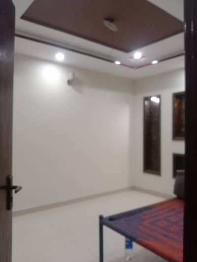 Room for rent bucherler option