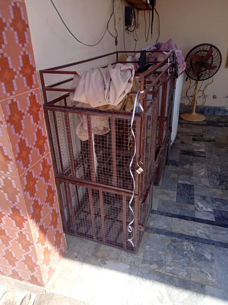 سیلز مین کے لیے لوہے کا جنگلہ 2