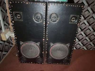 bluetooth speaker . good sound