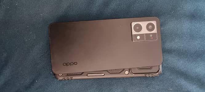 Oppo F21 pro Black colour 128 8 G ram