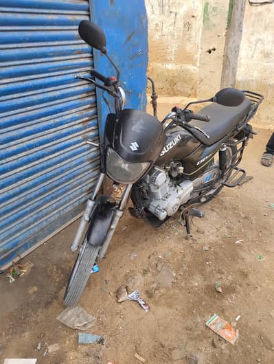 Suzuki GD110 self start model 2017 one hand use