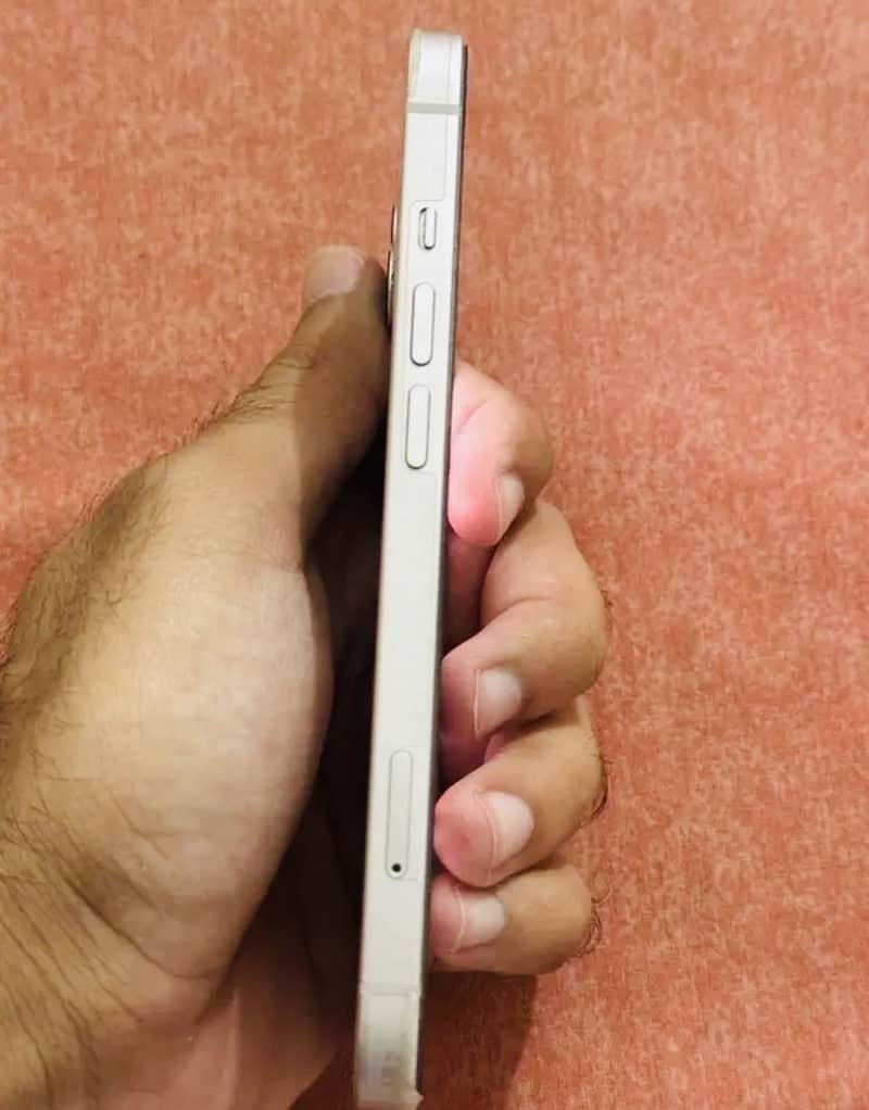 IPhone 13 PTA (256GB) 1