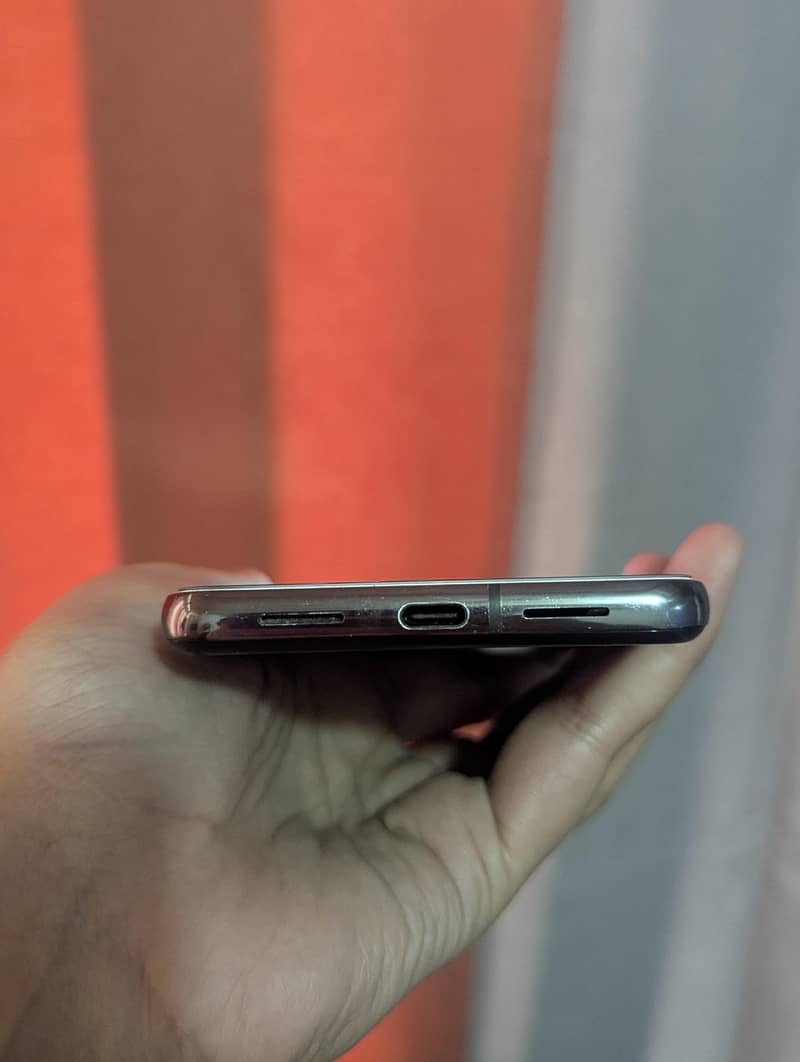 GOOGLE PIXEL 8 PRO 3