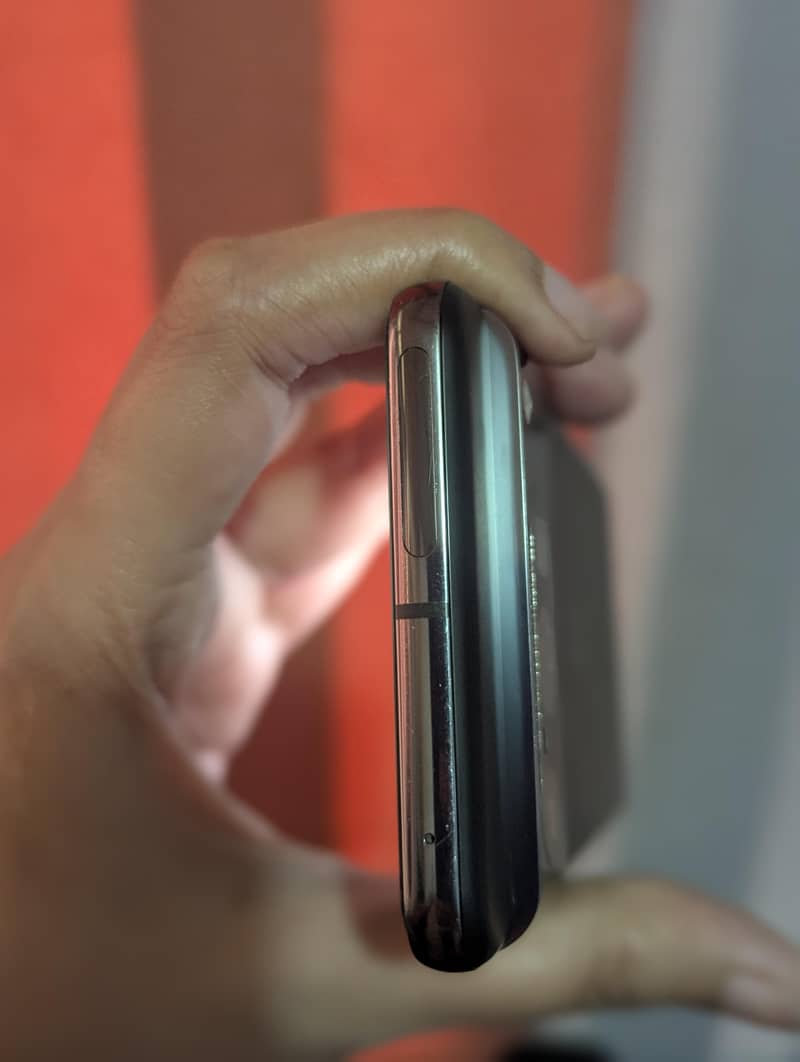 GOOGLE PIXEL 8 PRO 4