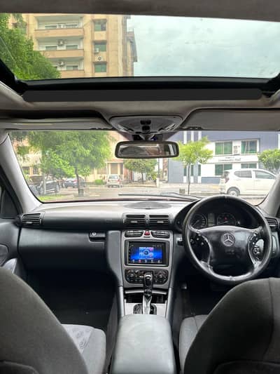 Merc-Benz c200 kompressor with sunroof