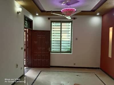 6 Maral ground portion available for rent