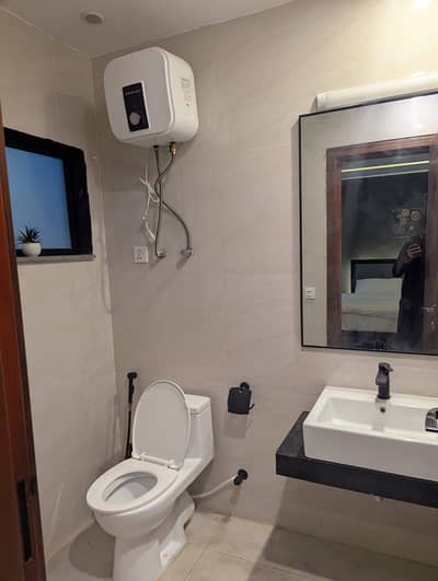 1 bed luxury furnished apartment available for rent sector E bahria town Lahore