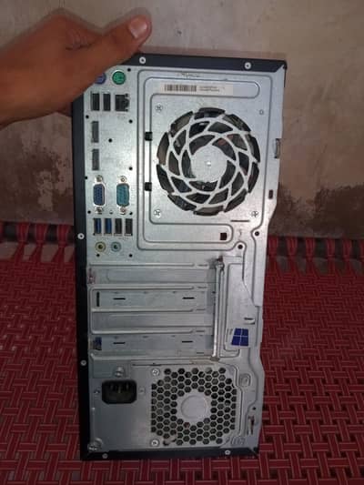 HP EliteDesk Tower PC  | Core i5 | 8GB RAM | 128 SSD | AMD Radeon