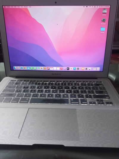 MacBook Air 2015 – Excellent Condition – Battery Cycle 93