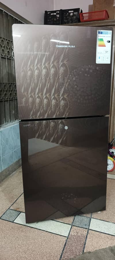 Total new condition full chill cooling ha just aik dafa gas dalwai ha